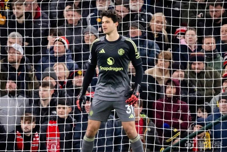 3次扑救，曼联官方：拉门斯当选与狼队一役队内最佳球员