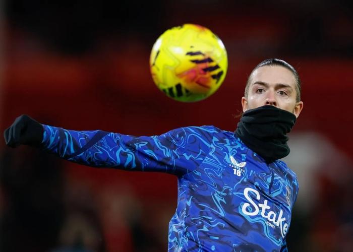 莫耶斯：我们可用的人很少，格拉利什仍在生病本不该参加比赛