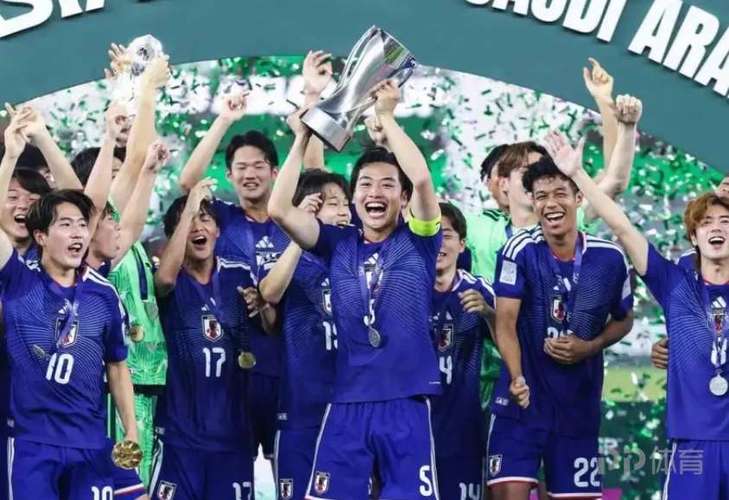 官方：日本U23队长市原吏音加盟荷甲球队阿尔克马尔插图