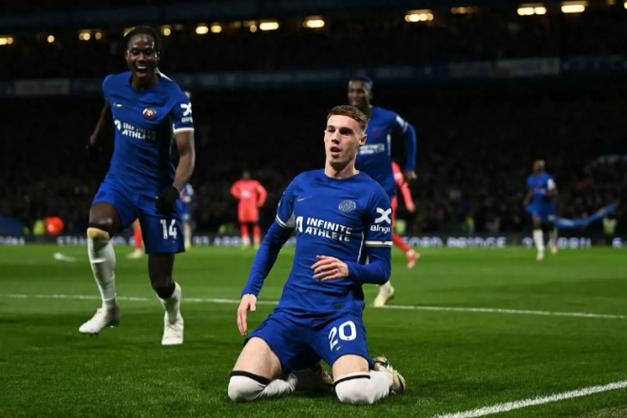 蓝军半场0-2落后最后逆转，队史英超首次！